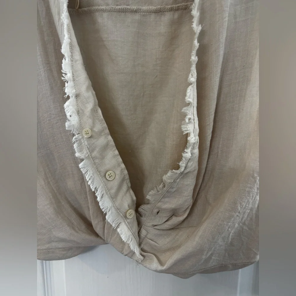 Women's MAKK Fashions Medium Wrap Style Top - Picture 3 of 4